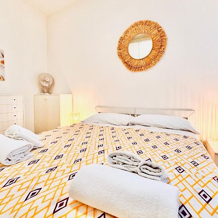 Ferienwohnung Hostdomus - Cozy Corner Near The Sea Finale Ligure Exterior foto
