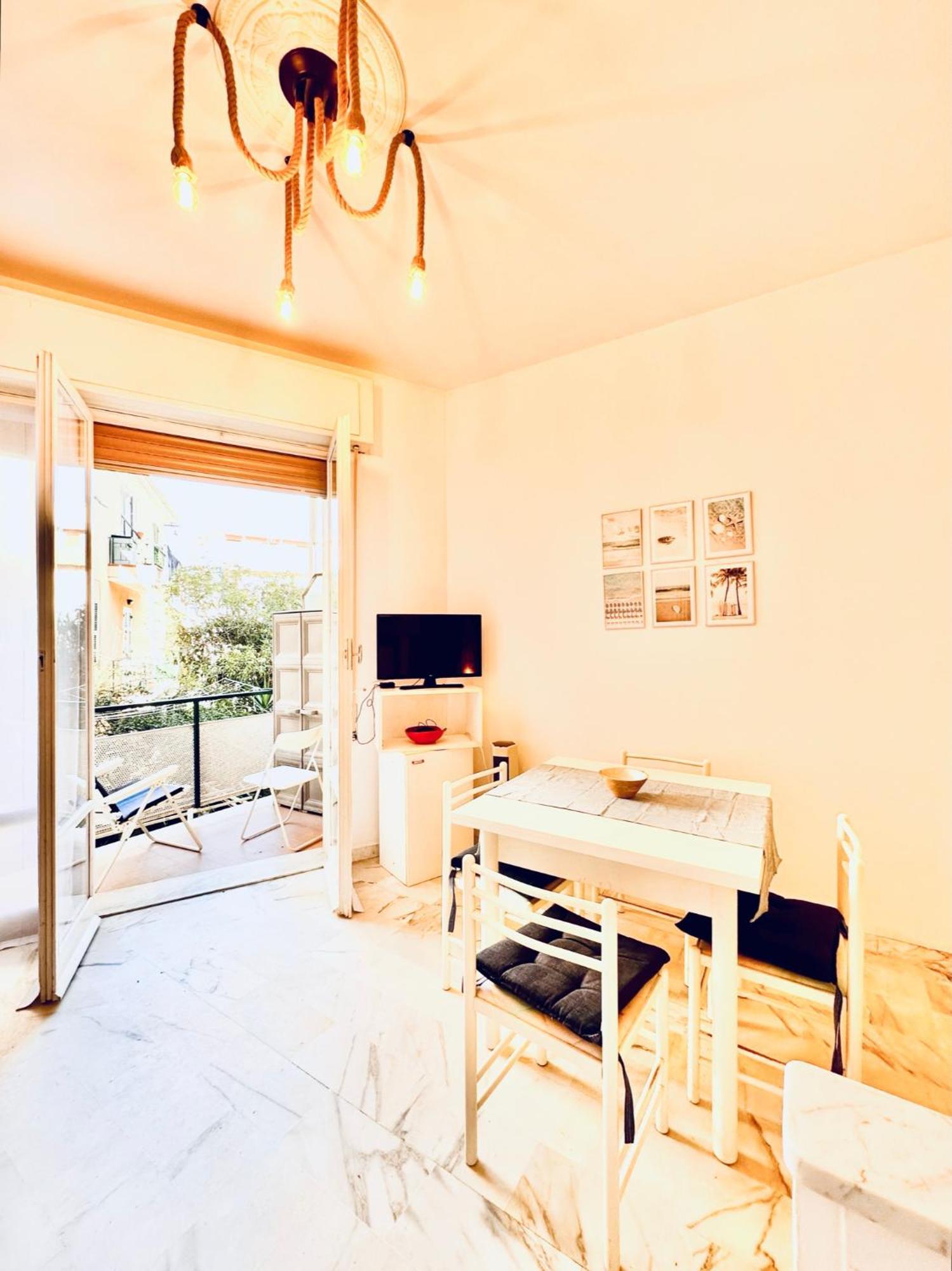 Ferienwohnung Hostdomus - Cozy Corner Near The Sea Finale Ligure Exterior foto