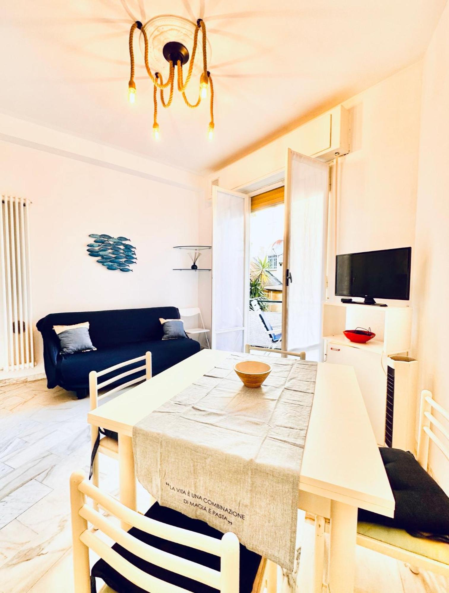 Ferienwohnung Hostdomus - Cozy Corner Near The Sea Finale Ligure Exterior foto